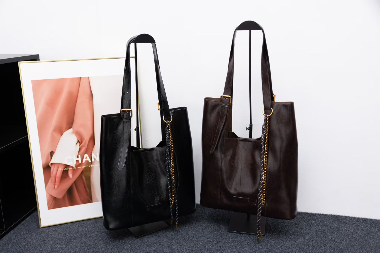 Popular Creative Casual Women's Capacity Fashion Tote Bags