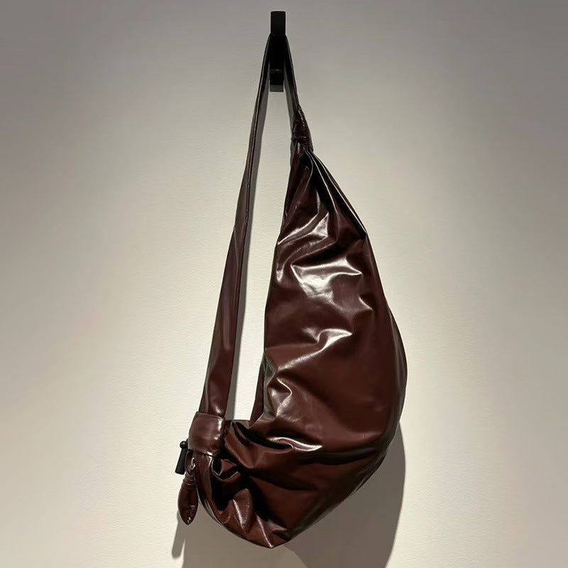 Design Oil Wax Cowhide Dumpling Commute Unisex Crossbody Bags