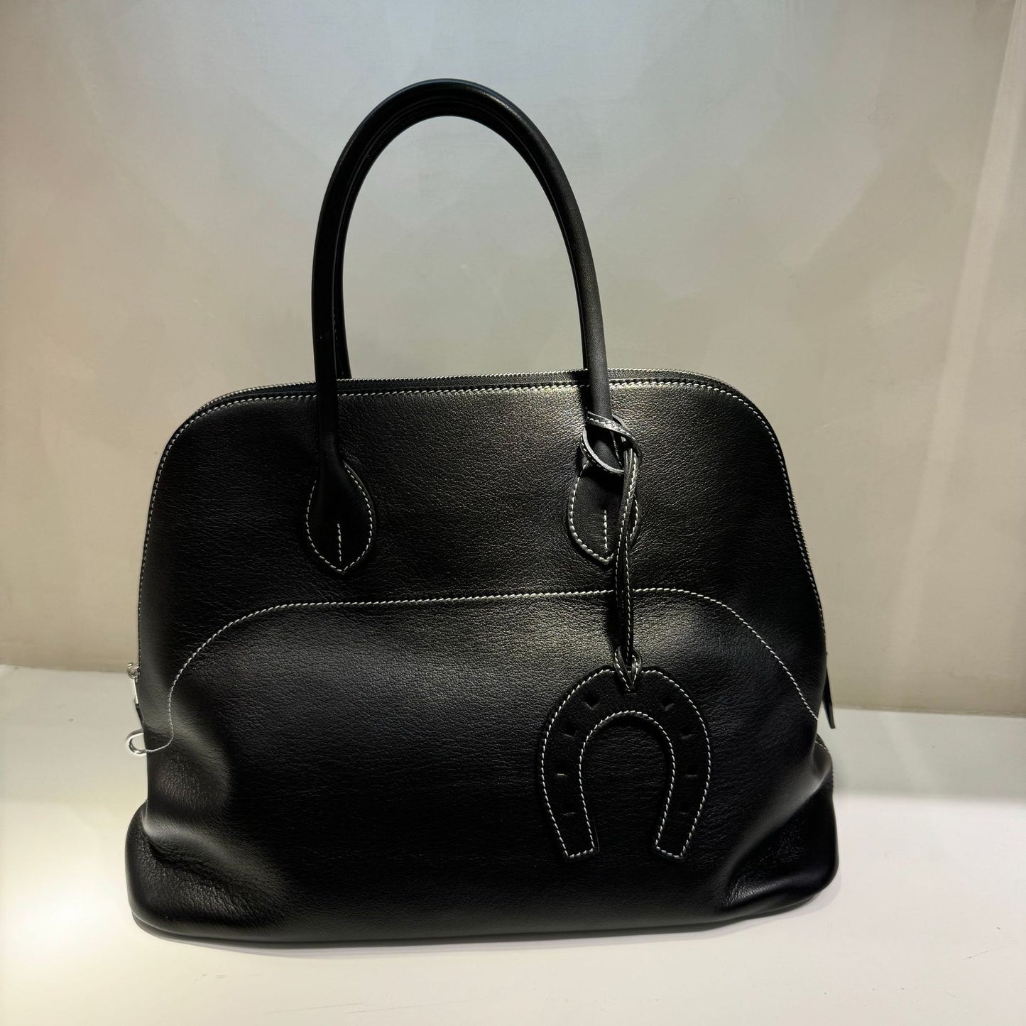 Women's Fashionable Dark Commute Leisure Shell Design Bags