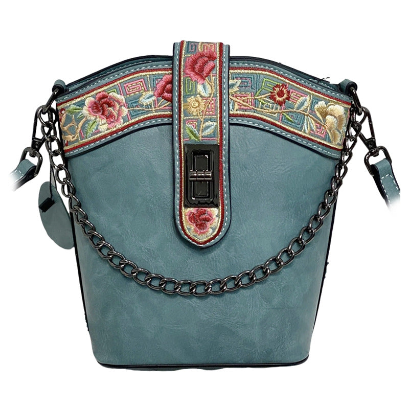 Women's Retro Chinese Style Embroidery With Cheongsam Shoulder Bags