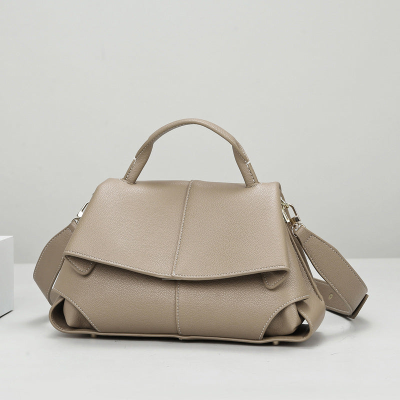 Women's Niche Smiling Fashionable High-grade Versatile Soft Handbags