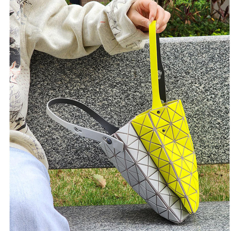 Women's Original March Gemini Color-matching Frosted Box Shoulder Bags