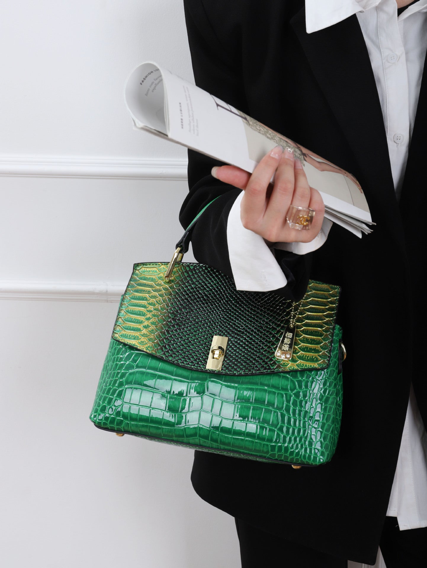 Women's Leather Grandma Fashion Affordable Luxury Organ Handbags