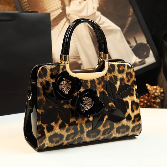 Women's Fashion Flower Elegant Female Embroidered One Handbags