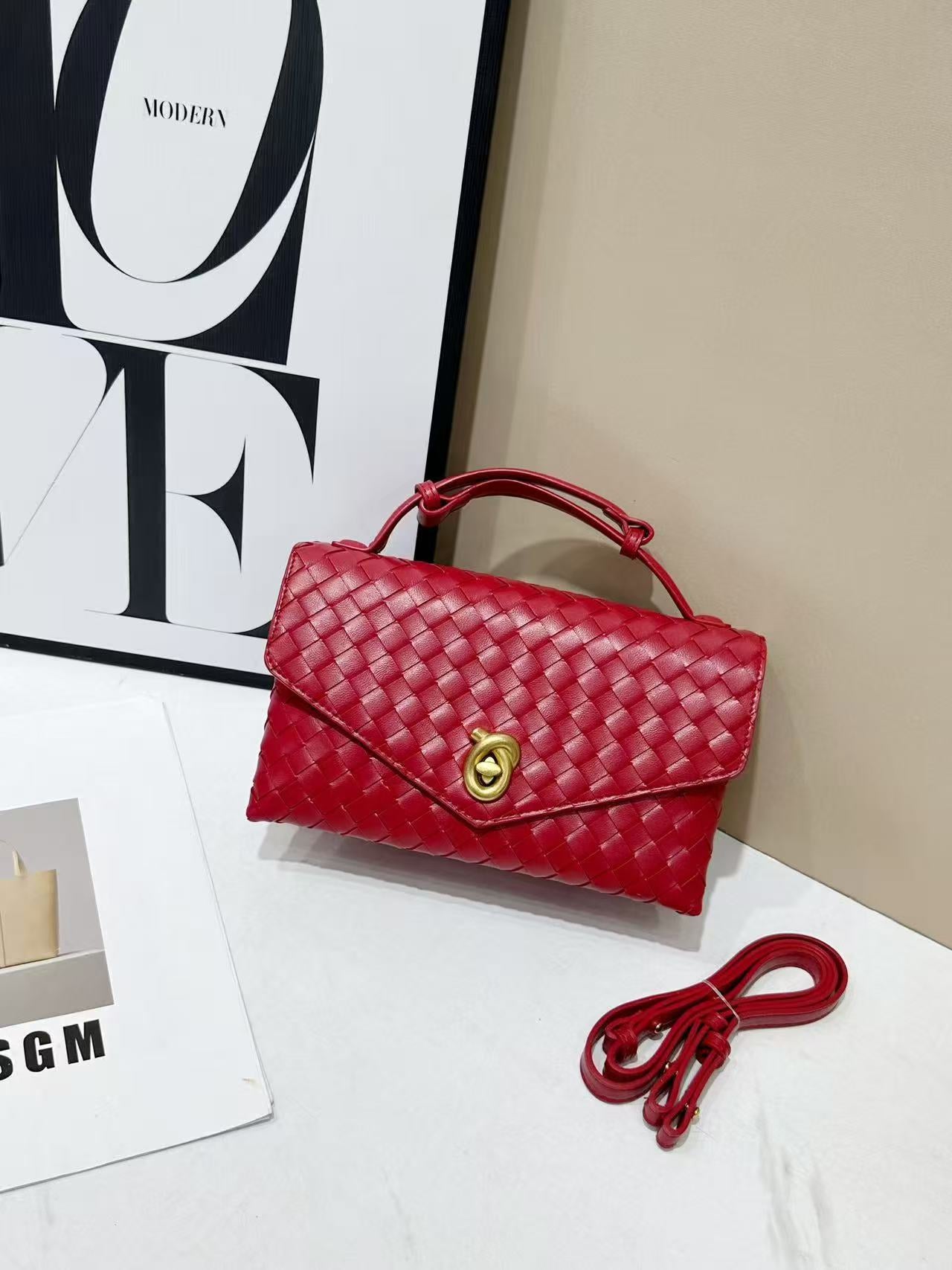 Stylish Women's Weave Sandwich Fashion Trend Small Square Bags