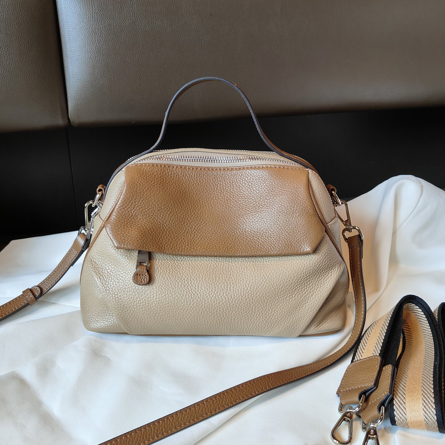 Glamorous Charming Women's Wide Strap Large Handbags