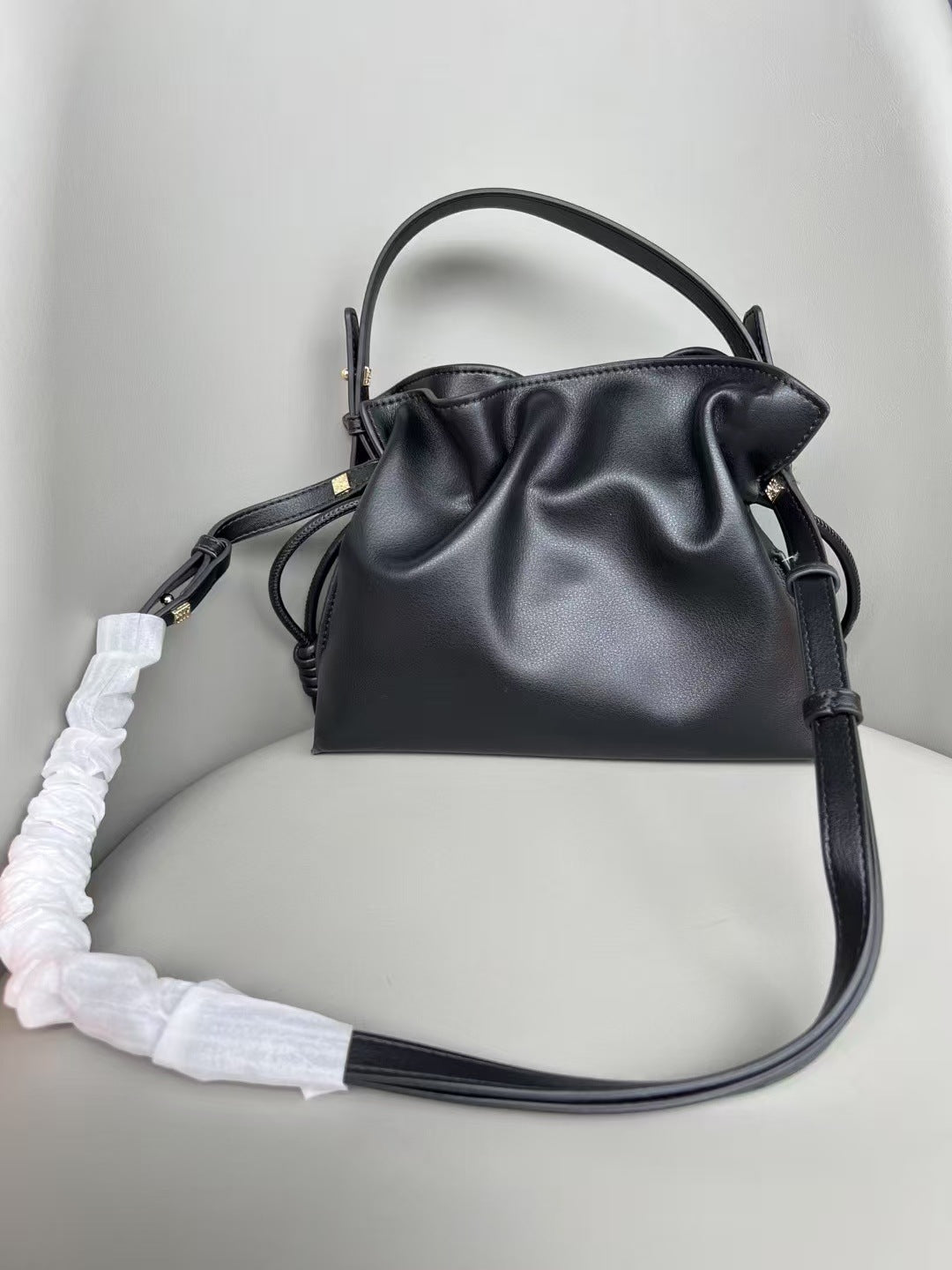Women's High-grade Portable Lucky Drawstring Soft Leather Crossbody Bags