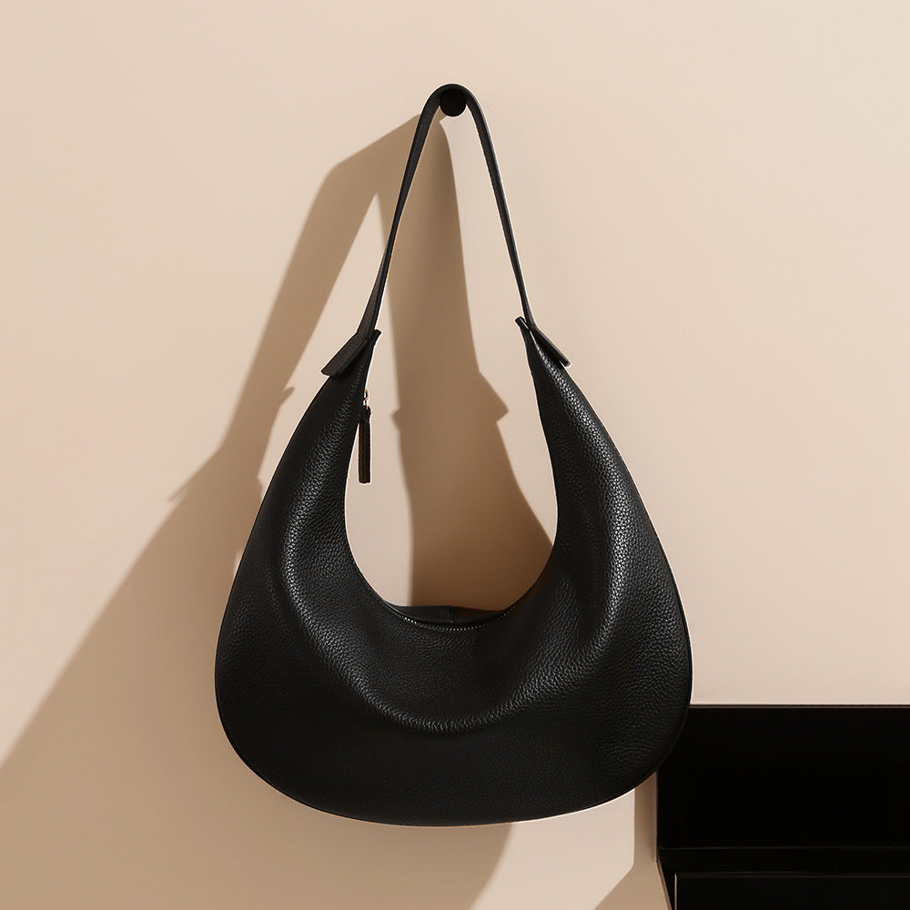 Women's Layer Cowhide Croissant Simple Style Fashion Commuter Underarm Lychee Bags