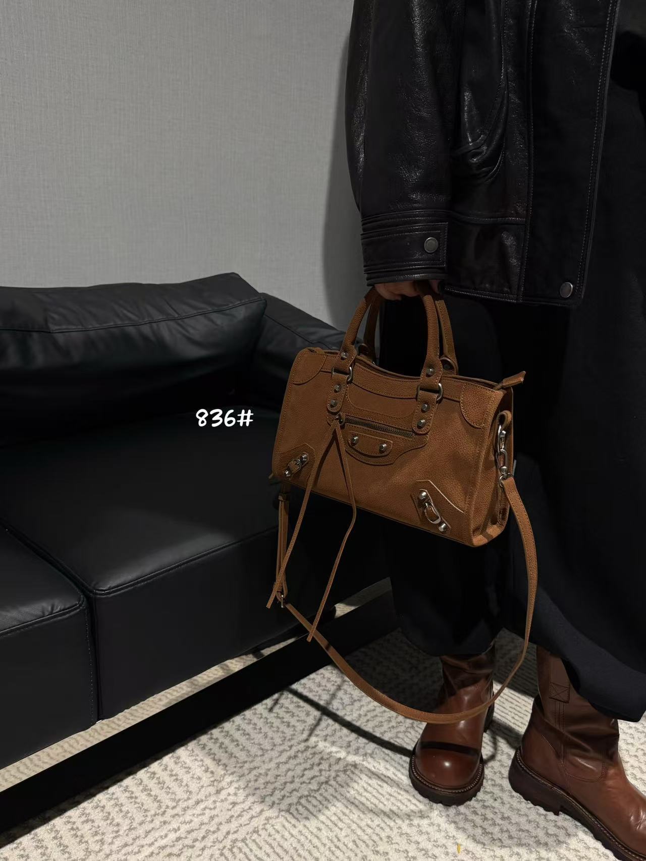 Retro Frosted Leather Motorcycle Female Commuting Fashion Bags