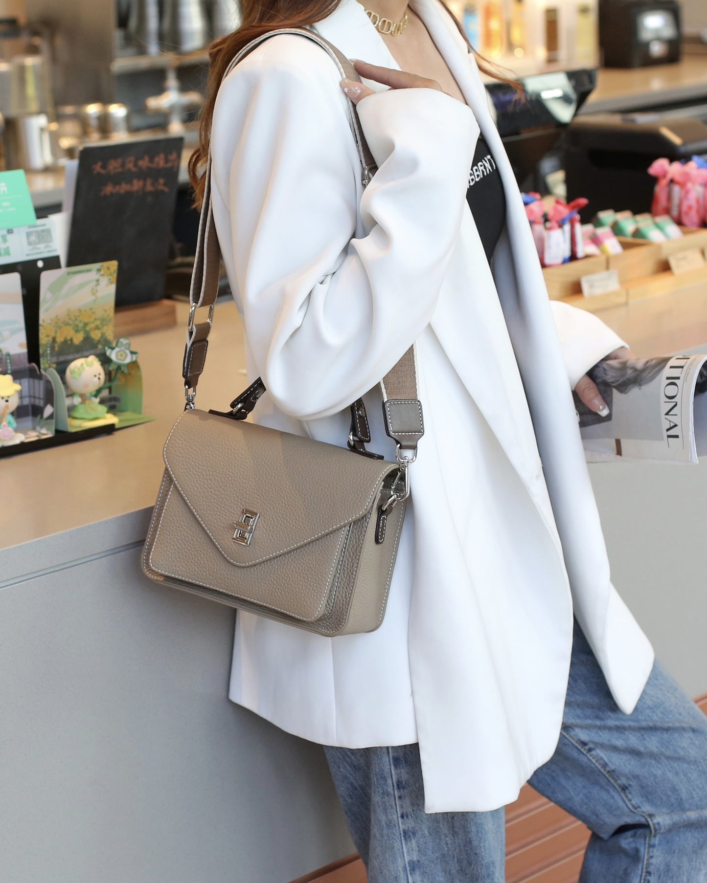 Women's Cool Leather Summer Commuter French Crossbody Bags