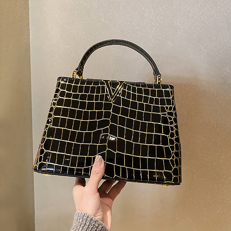 Women's High-grade Crocodile Pattern Portable Commuter Genuine Crossbody Bags
