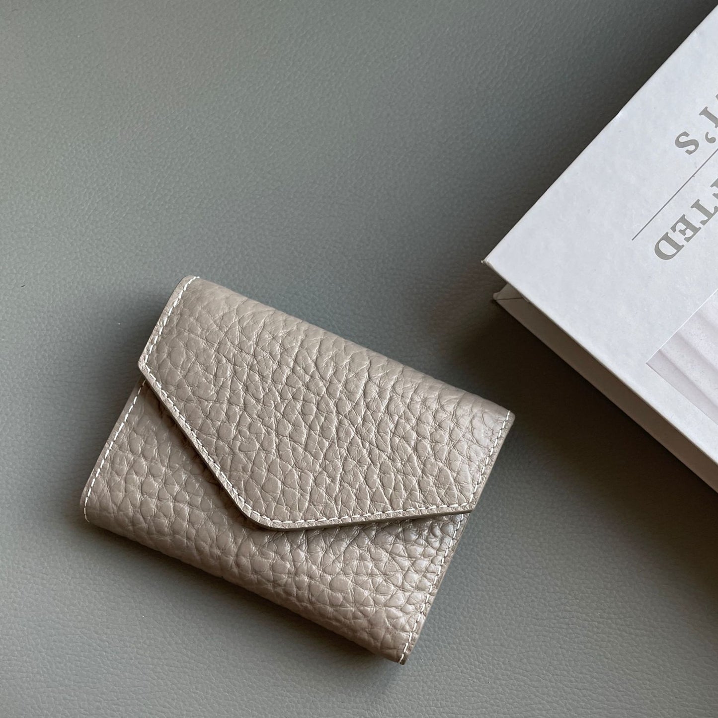 Women's & Men's & Niche Style Neutral Tri Fold Flip Ladies Wallets