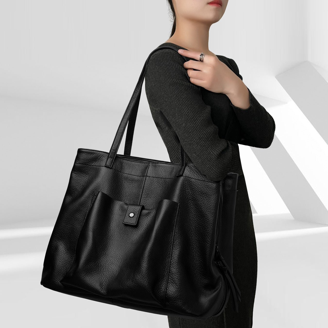 Women's Genuine Leather Large Capacity Light Luxury Shoulder Bags