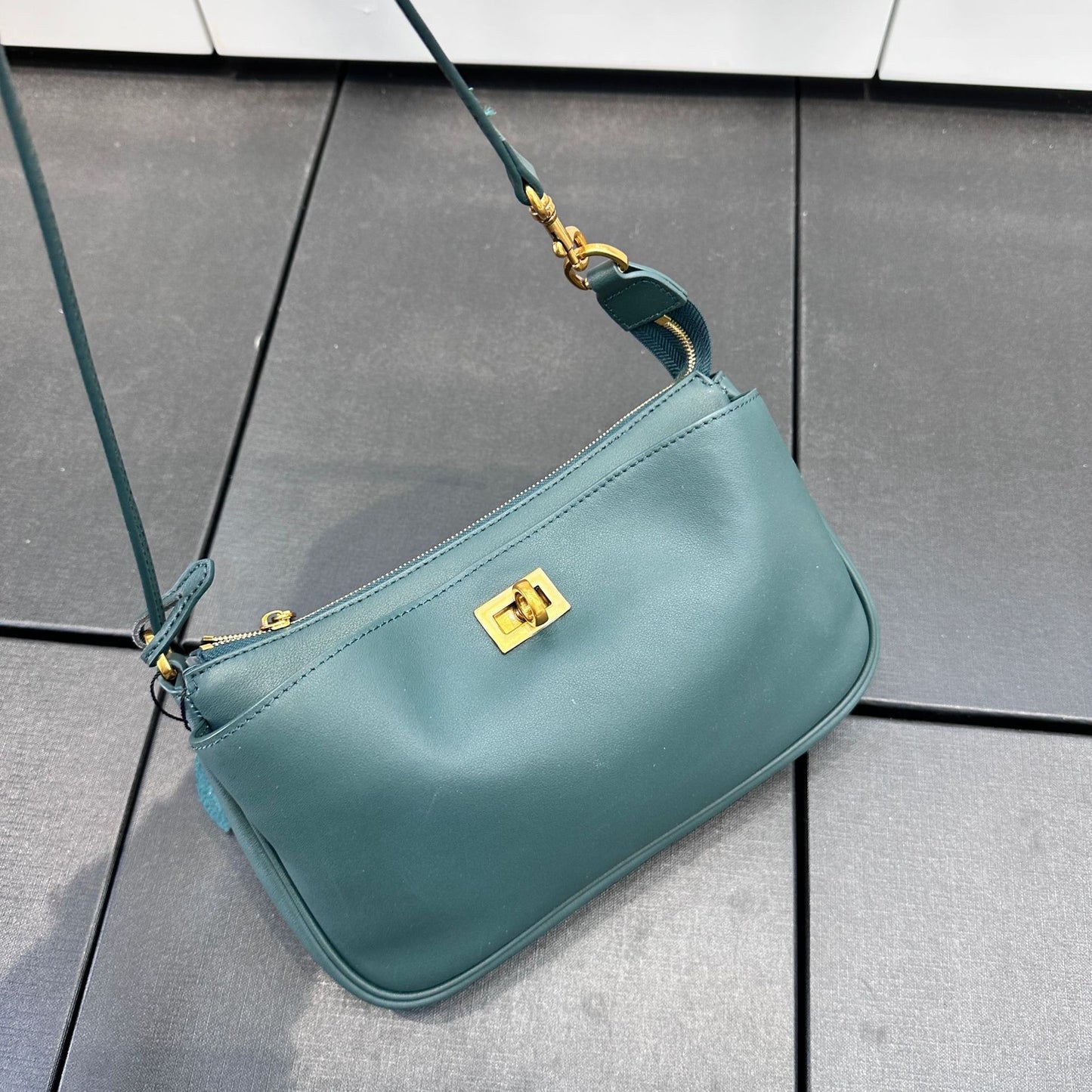 Cool Unique Genuine Leather Underarm Single Bags