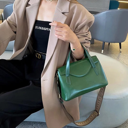 Women's Leather High Sense Vegetable Tanned Cow Shoulder Bags