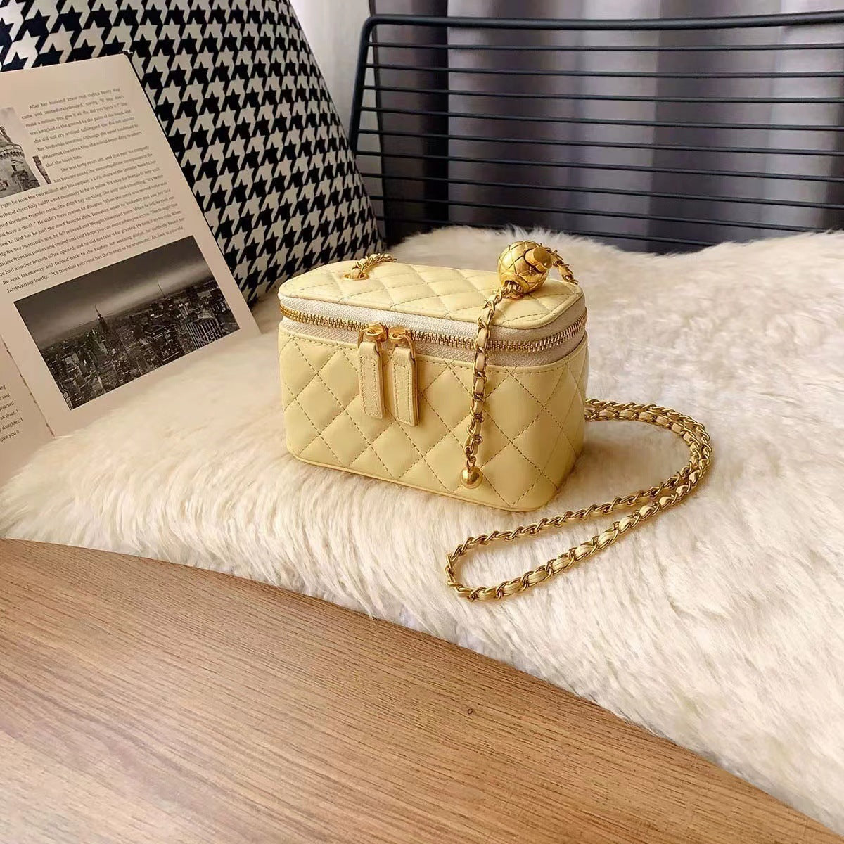 Women's Style Golden Ball Rhombus Chain Genuine Crossbody Bags