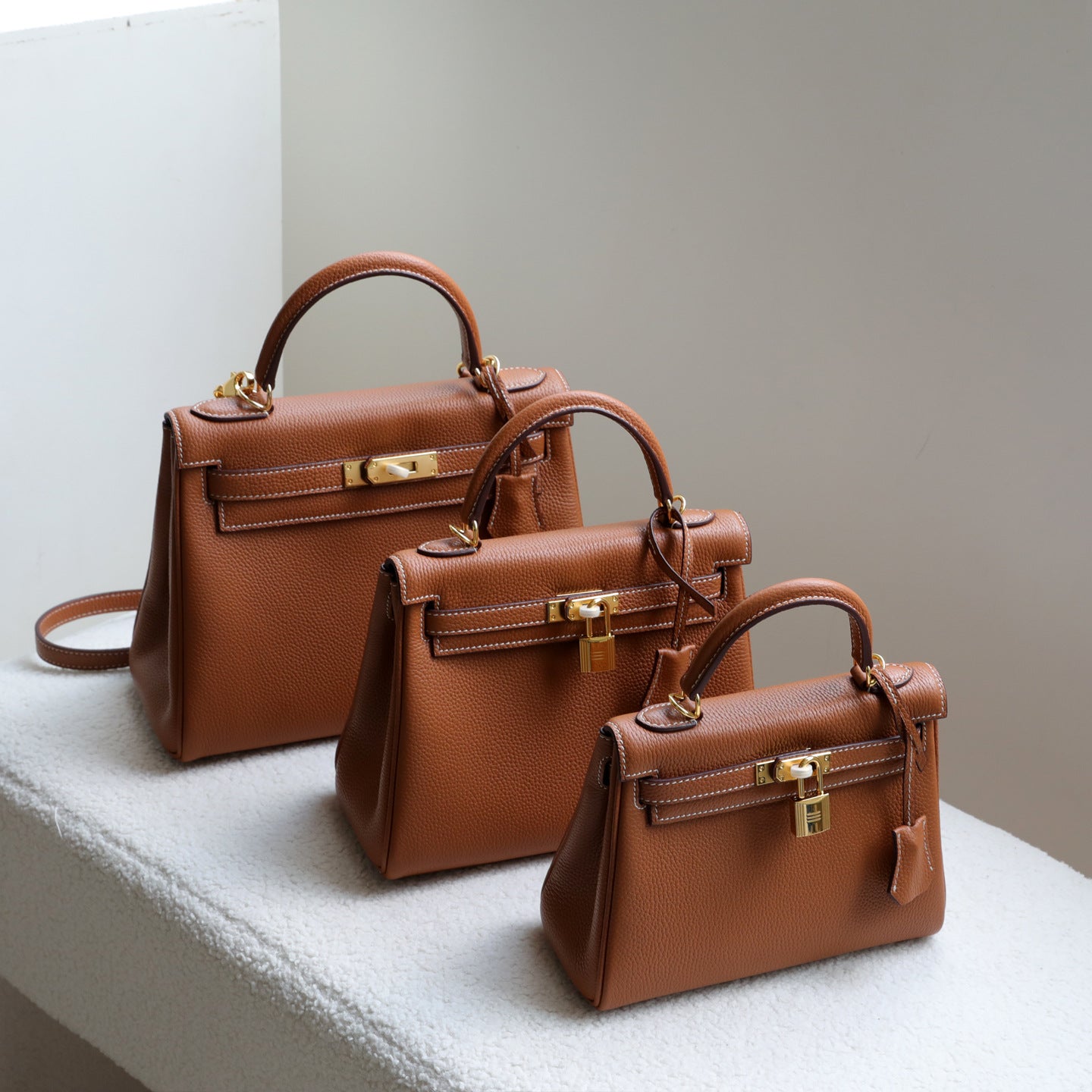 Women's Layer Cowhide Inner Seam Kelly Portable Bags