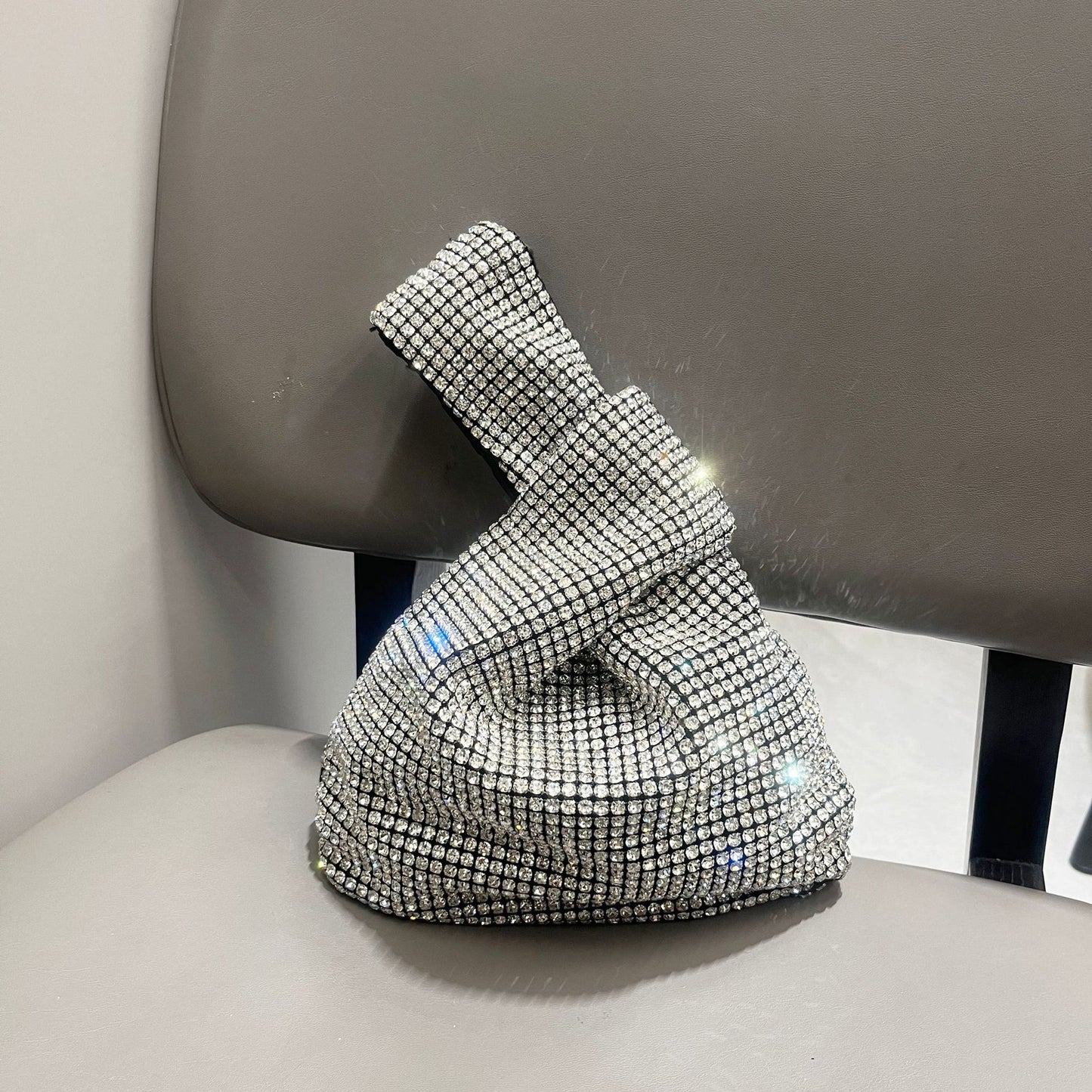 Women's Shiny Rhinestone Handmade Hand Holding Dinner Handbags