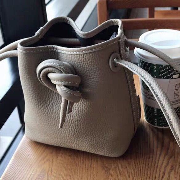 Women's Niche First Layer Cowhide Drawstring Bucket Bags