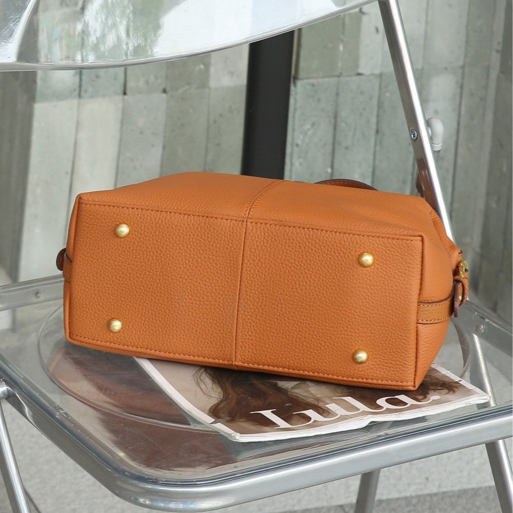 Fashionable Large Capacity High-grade Western Style Handbags