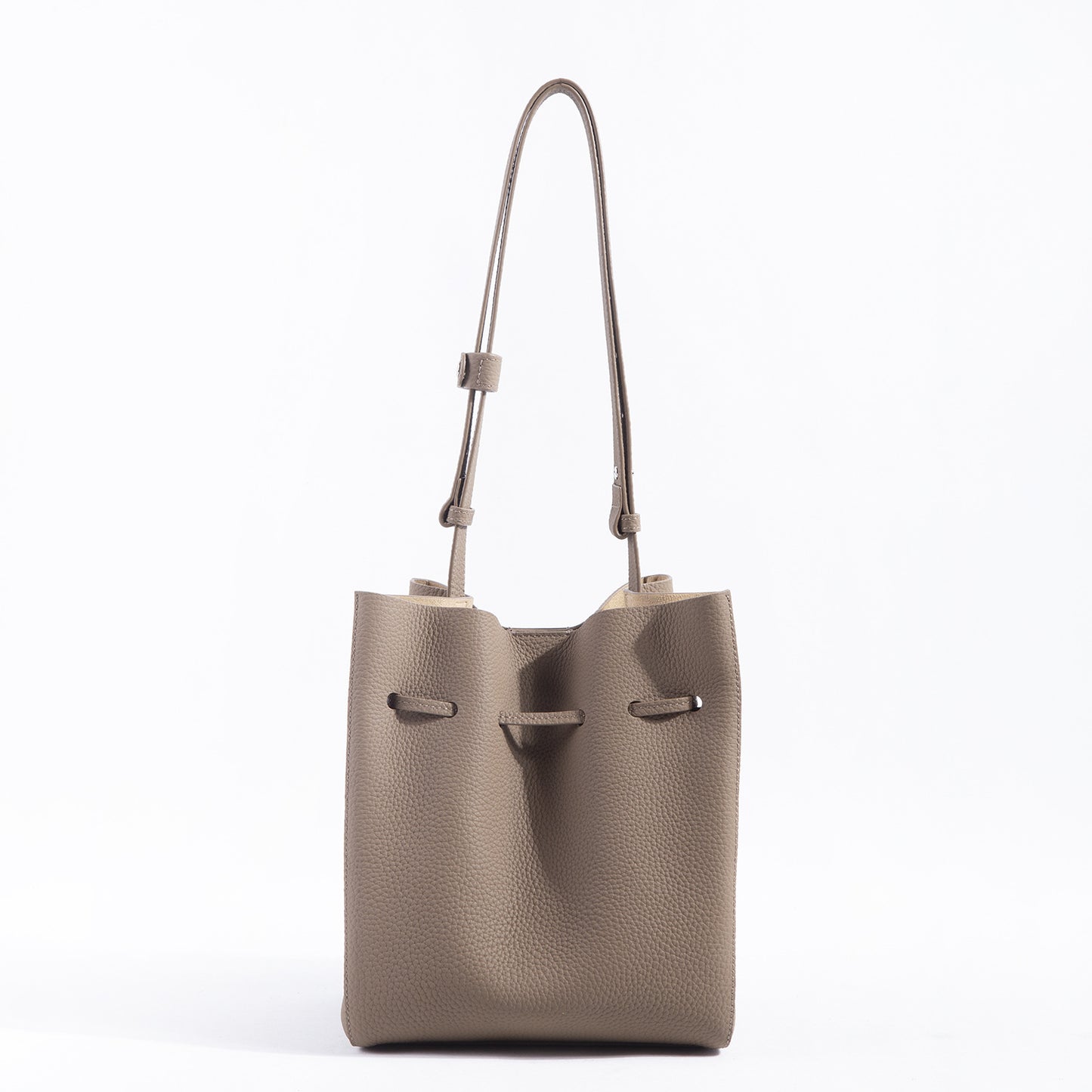 Women's Niche Designer Hand-held Drawstring First Layer Shoulder Bags