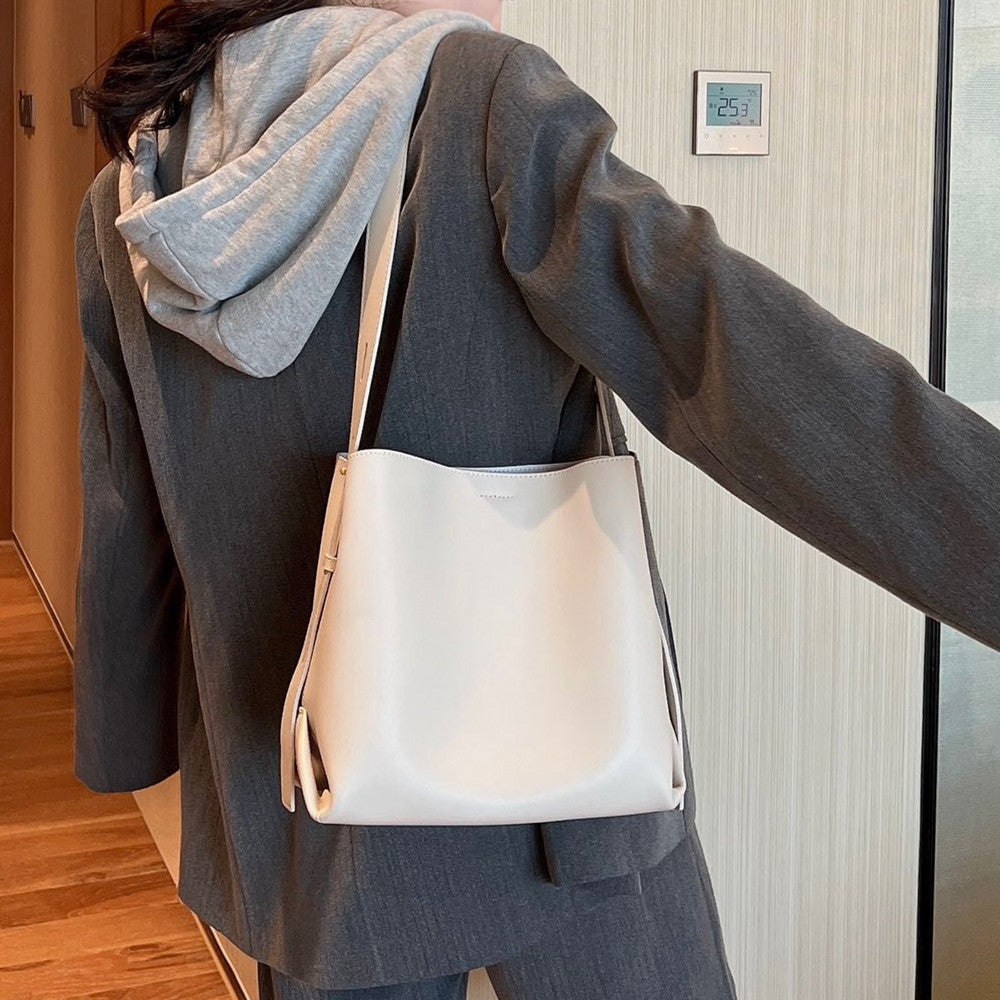 Women's Elegant Design Cowhide Commuter Textured Bags