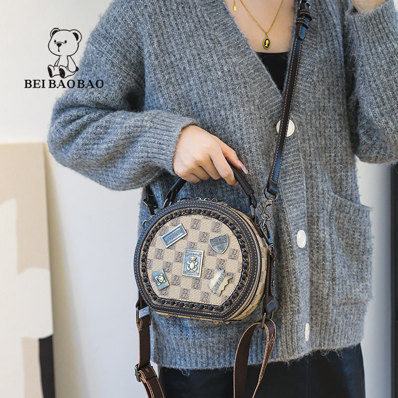 Women's Source Fashion Badge Wide Strap Round Crossbody Bags