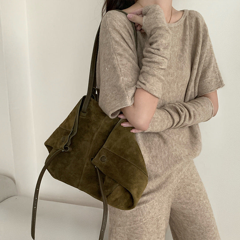 Women's Frosted Cowhide Catfish Design Genuine Leather Shoulder Bags