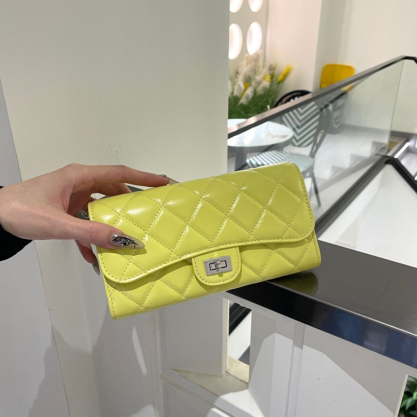 Style High-grade Calfskin Mini Rhombus Chain Crossbody Bags