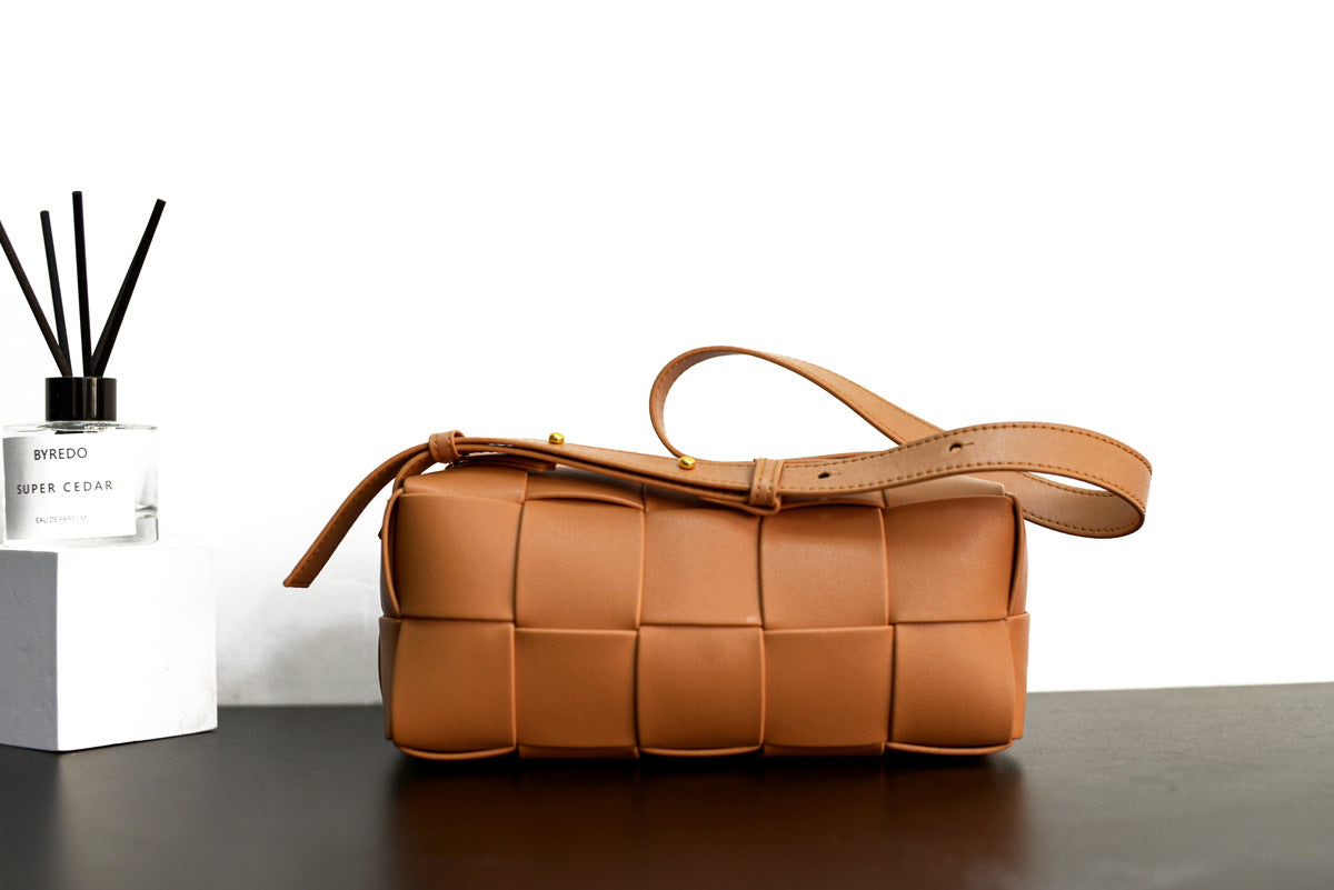 Women's Genuine Leather Woven One Simple Affordable Shoulder Bags