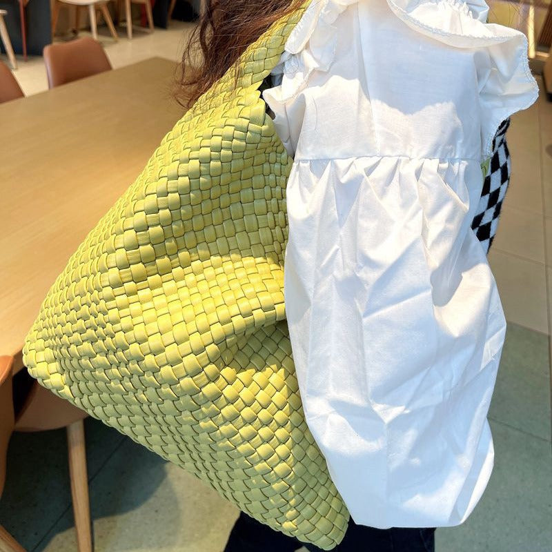 Women's Hand-woven Large Capacity Vintage Vegetable Basket Shoulder Bags