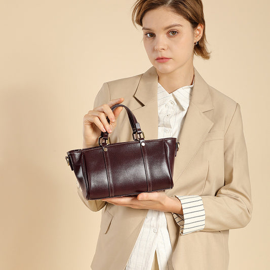 Women's Pretty Leather Light Luxury High-grade Handbags