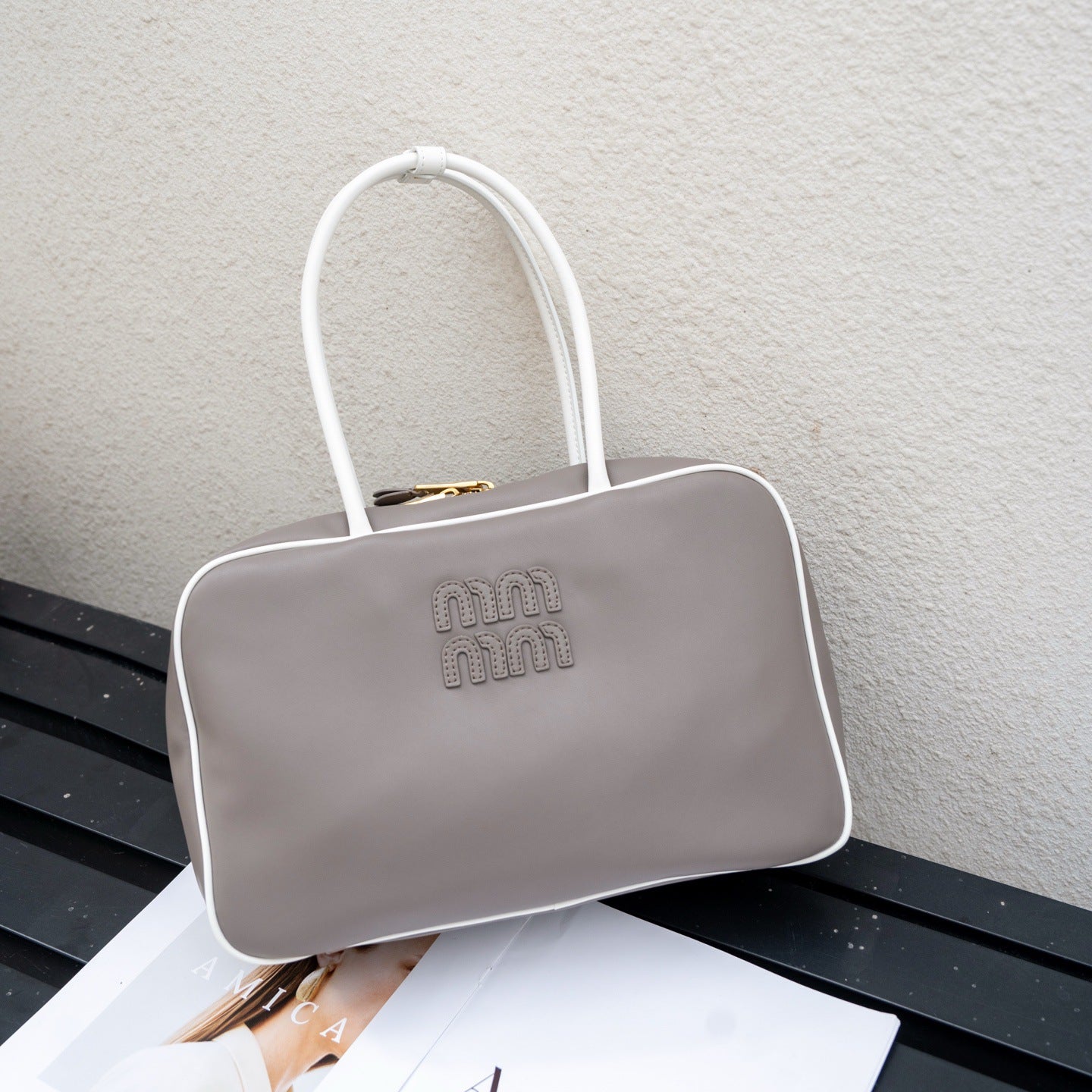 Unique Design Large Capacity Retro Elegant Bags