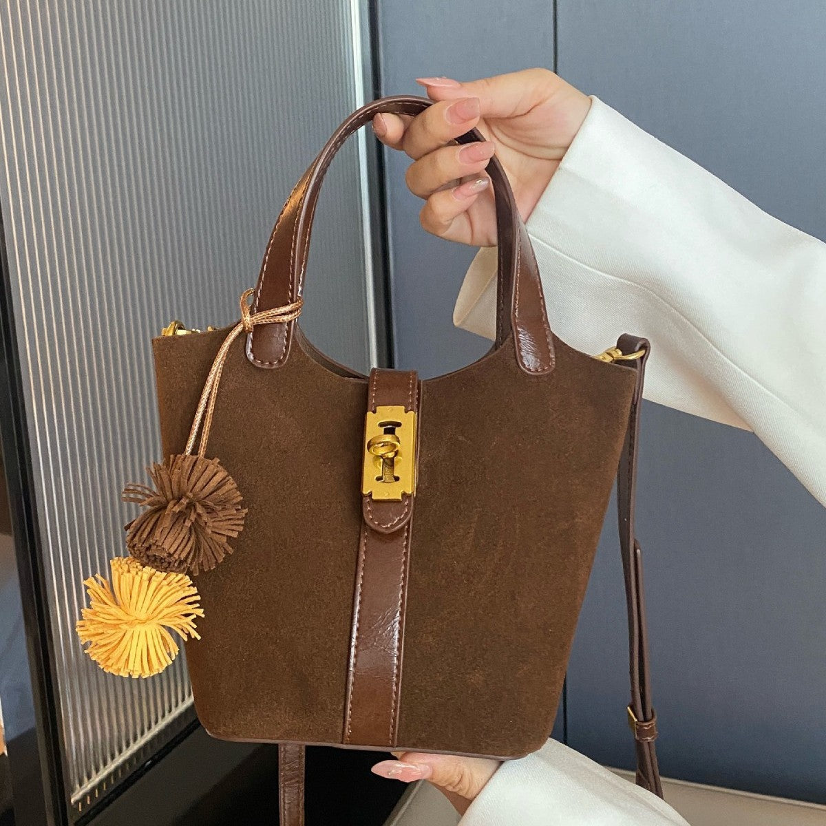 Women's Trendy Simple Combination High-grade Portable Niche Shoulder Bags