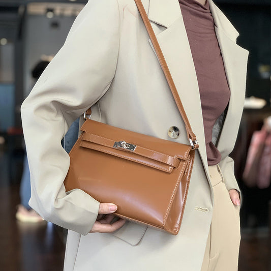 Women's Affordable Luxury Fashion Commuter Underarm Classic Bags