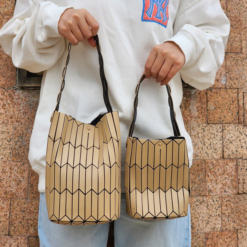 Women's Original Fashion Stitching Diamond Pattern Geometric Shoulder Bags
