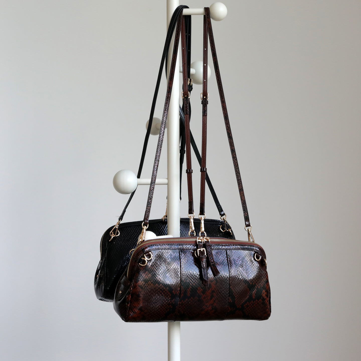 Elegant First Layer Cowhide Personality Snake Shoulder Bags