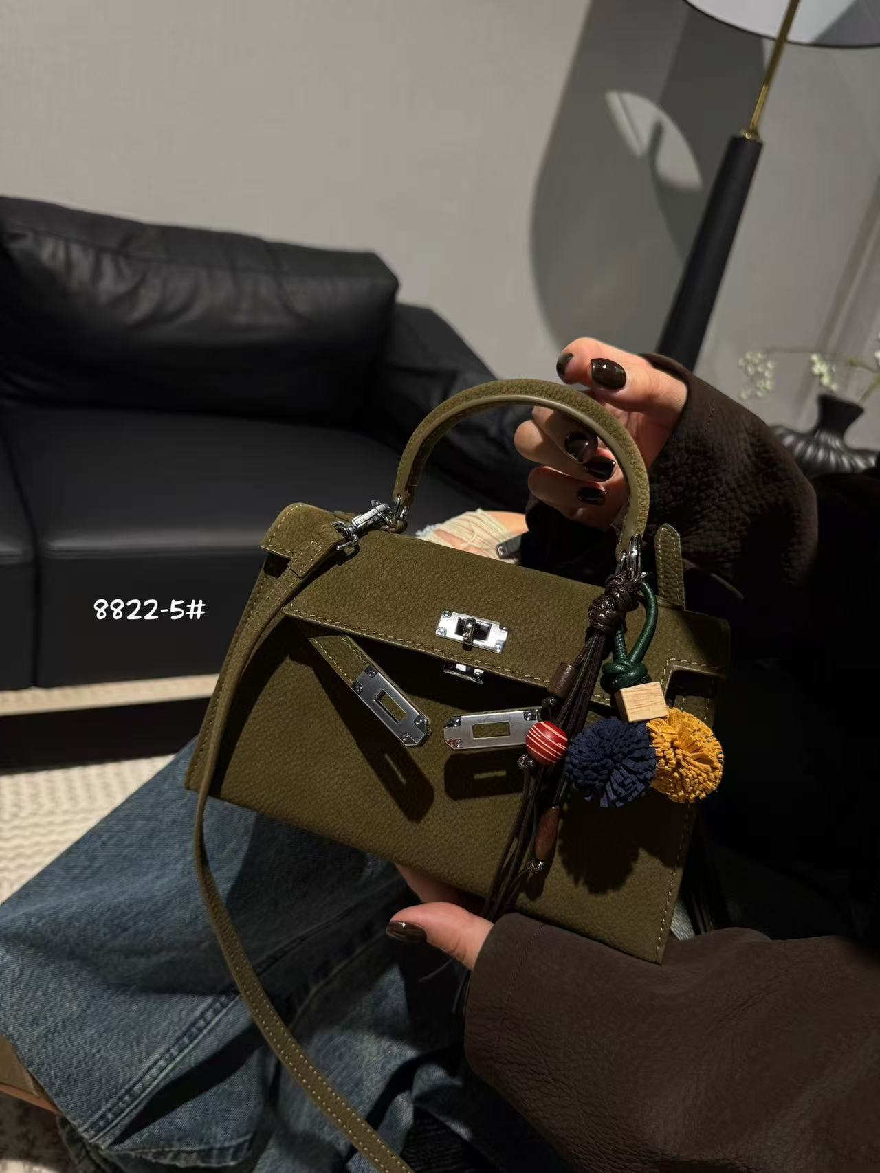 Women's Retro Genuine Leather Niche Portable Kelly Bags