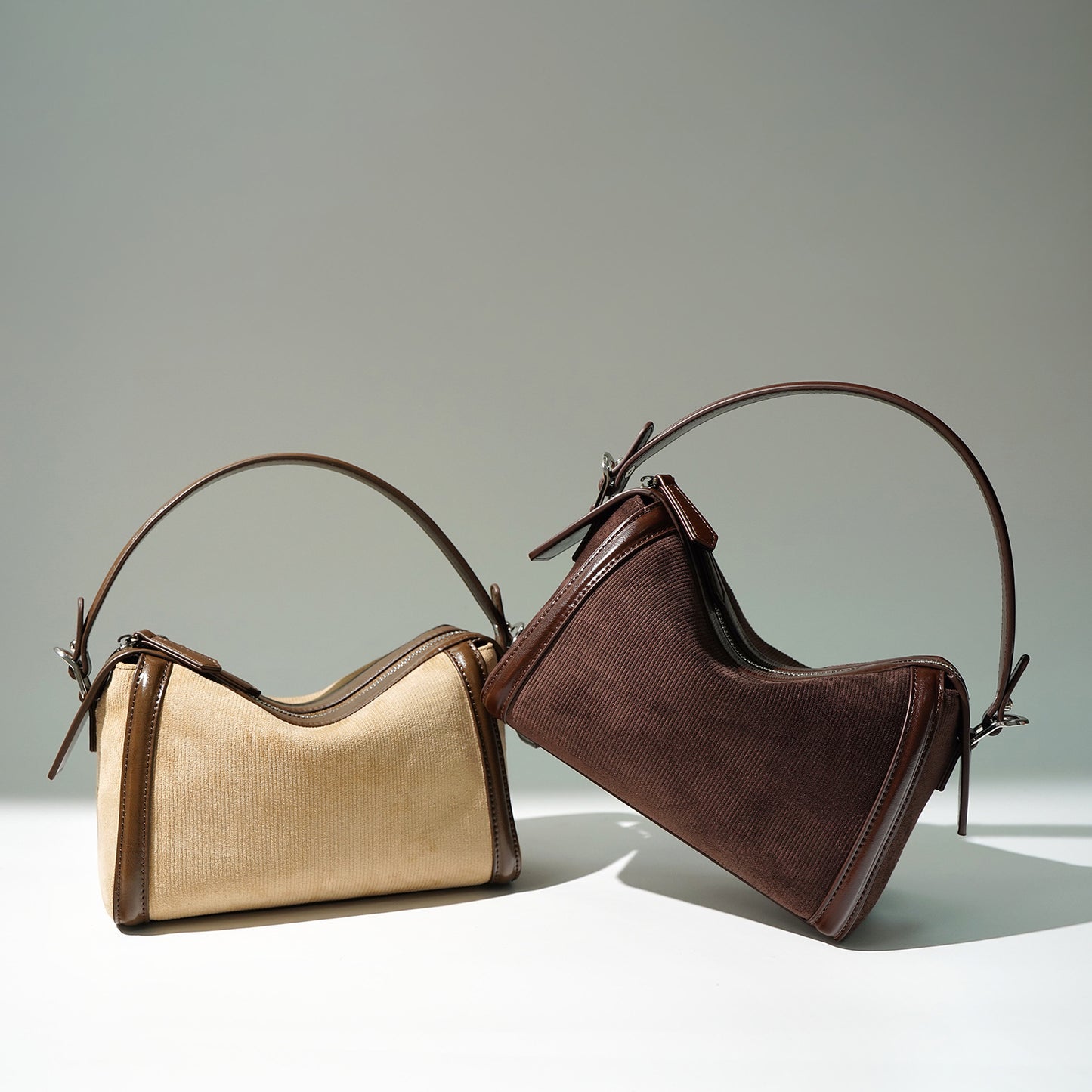 Classy Design Cowhide Boston Simple Textured Handbags