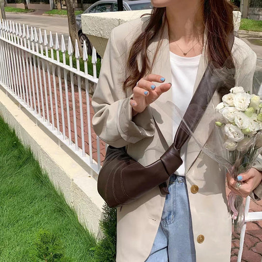 Women's Retro Minority Cowhide Croissant Genuine Leather Crossbody Bags