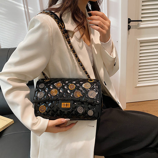 Women's Stylish Texture Niche Western Style Badge Shoulder Bags