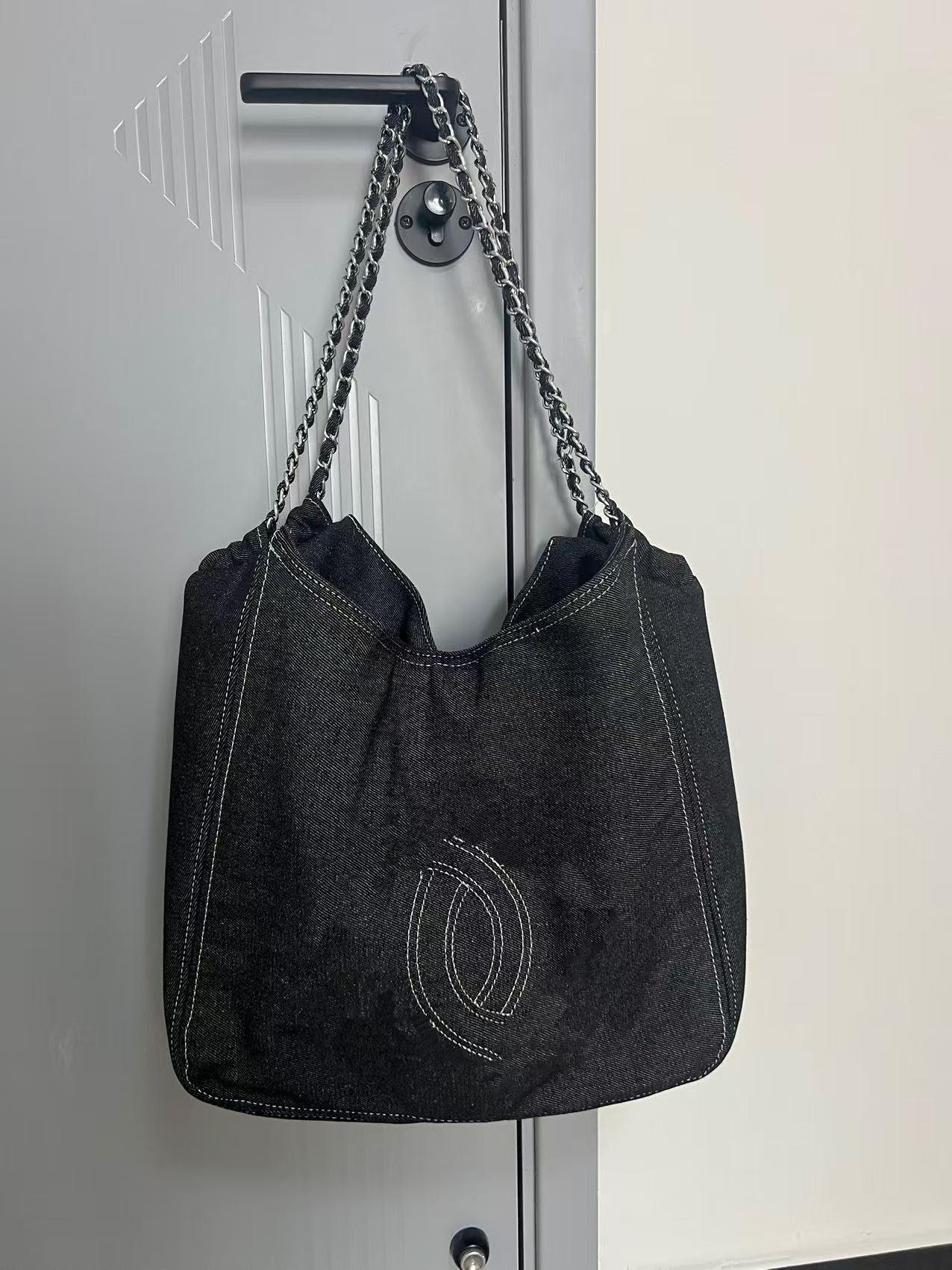 Charming New Denim Chain Commuter Embroidery Bags