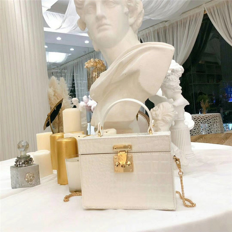 Women's New Elegant Box Chain Portable Bags