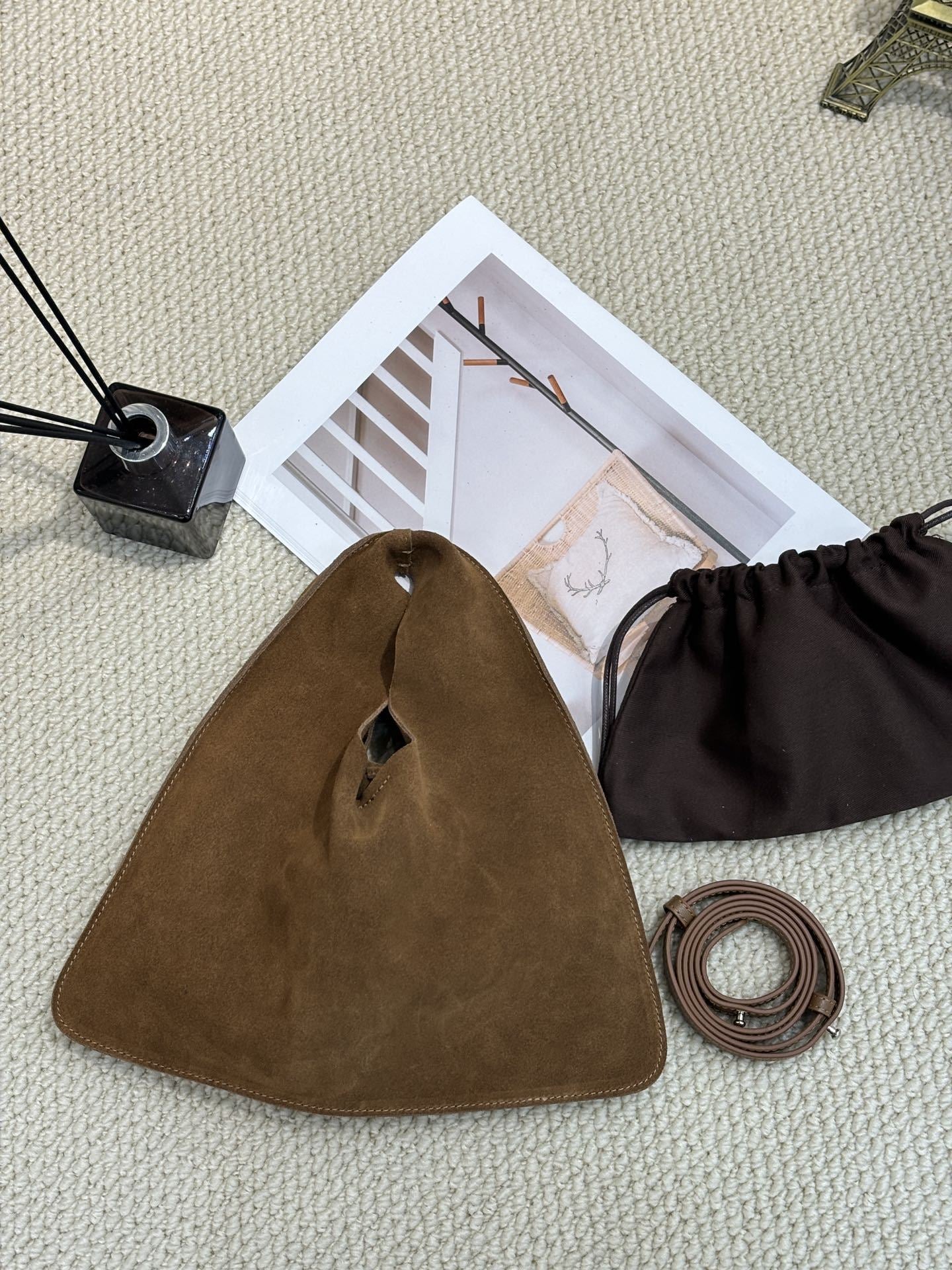 Women's Vegetable Tanning Leather Triangle Genuine Cloud Handbags