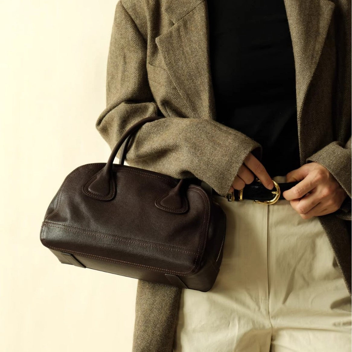 Niche Retro Portable Bowling Pillow High-grade Handbags