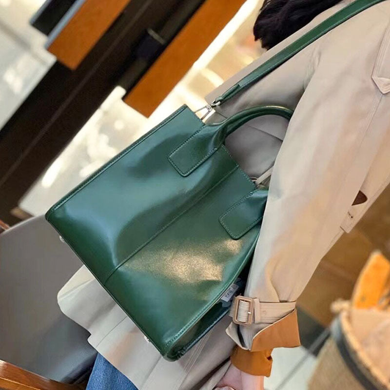 Women's Large Capacity Fashionable Elegant Commuter Genuine Shoulder Bags