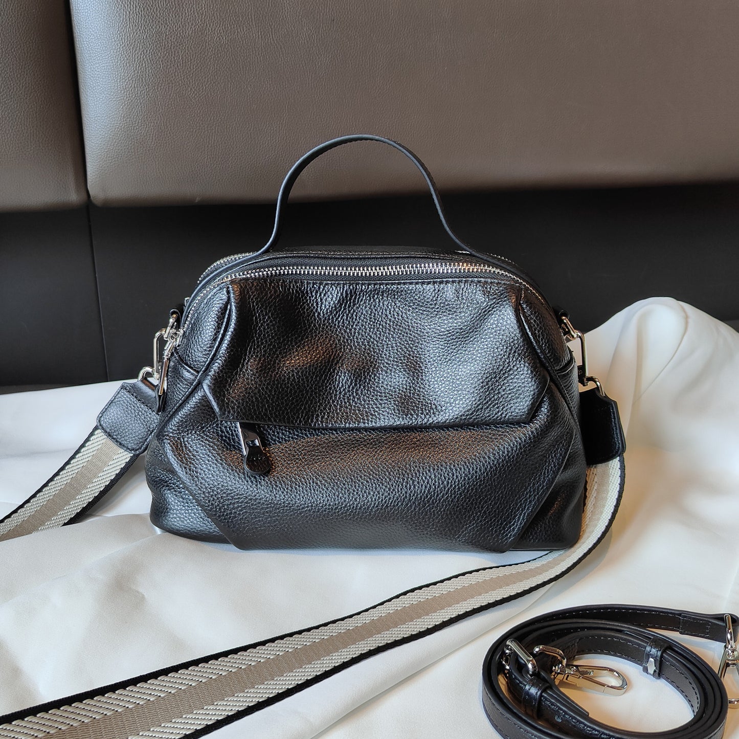 Glamorous Charming Women's Wide Strap Large Handbags