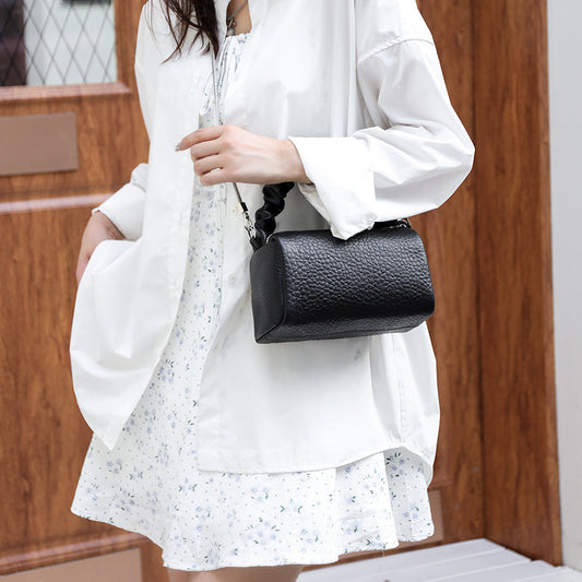 Broadcast Leather Tide Fashion Chain First Bags