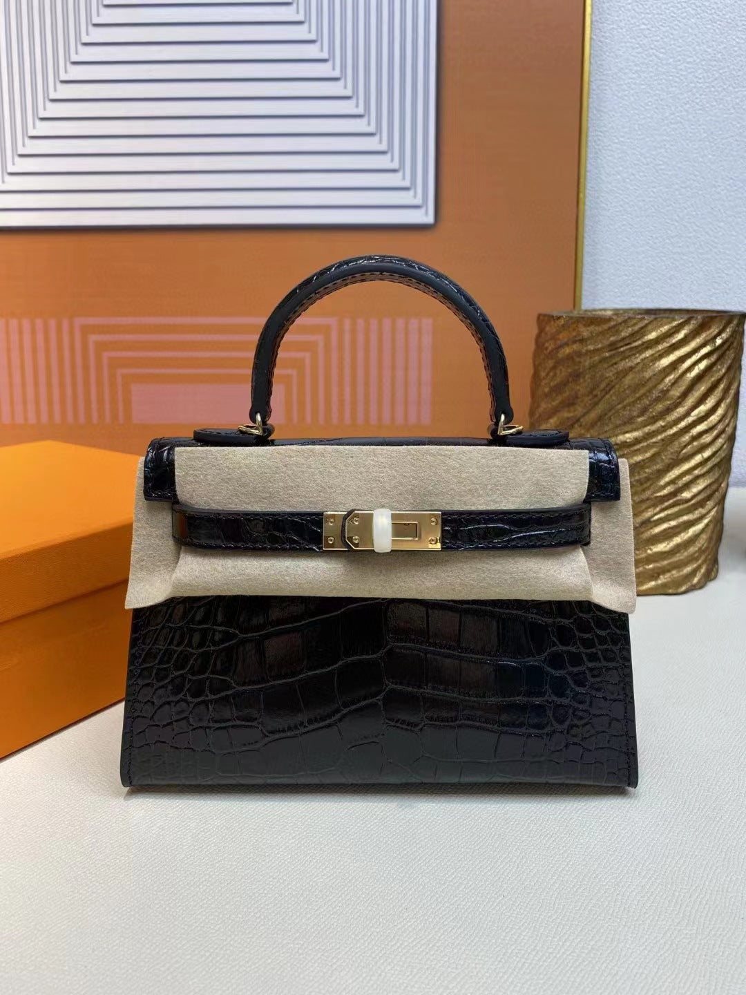 Women's Crocodile Pattern Kelly Mini Second Generation Callie Crossbody Bags