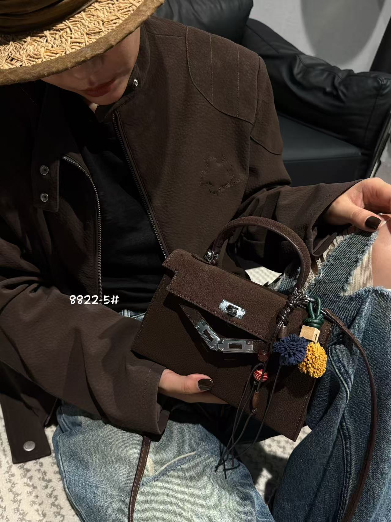 Women's Retro Genuine Leather Niche Portable Kelly Bags